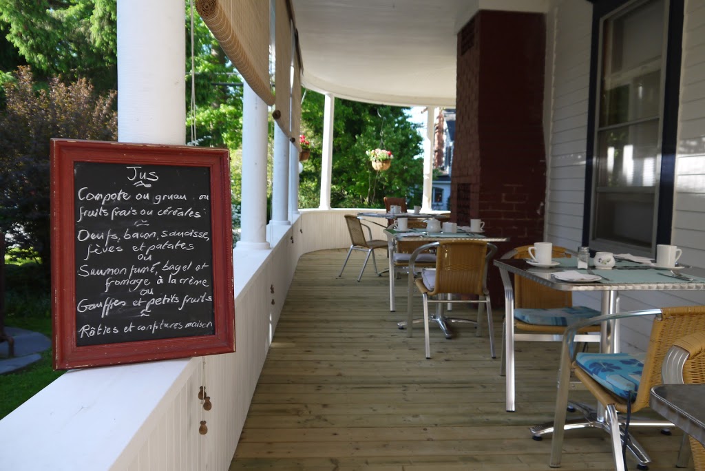 Gîte Vert Le Mont B&B | 18 Rue Maple, Sutton, QC J0E 2K0, Canada | Phone: (450) 538-3227