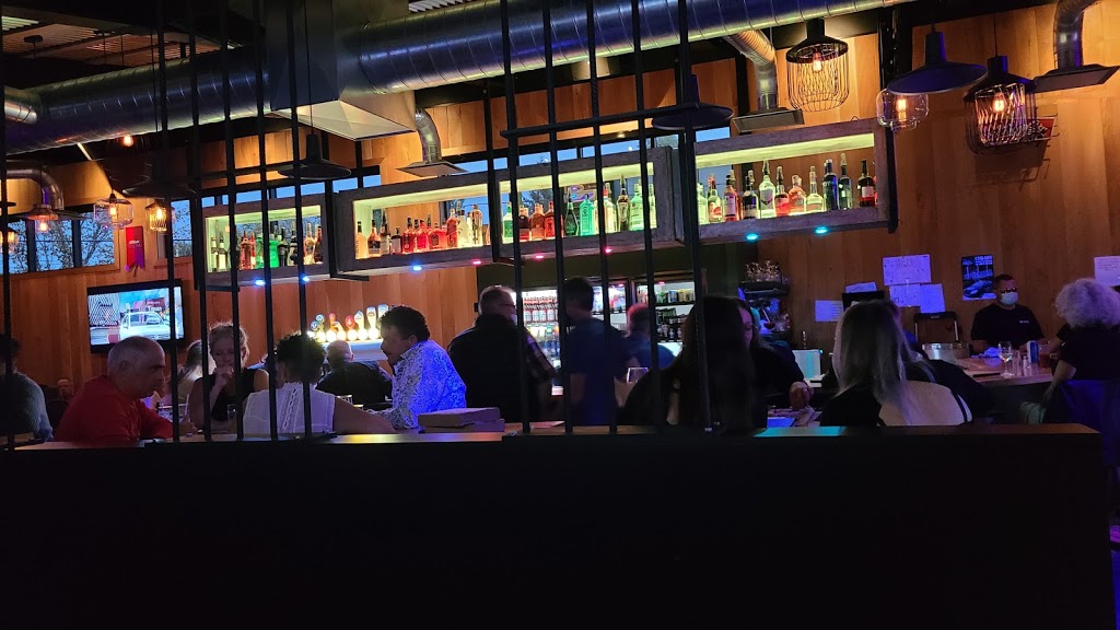 Restaurant Normandie | 664 Boulevard Renault, Beauceville, QC G5X 1M4, Canada | Phone: (418) 774-3719