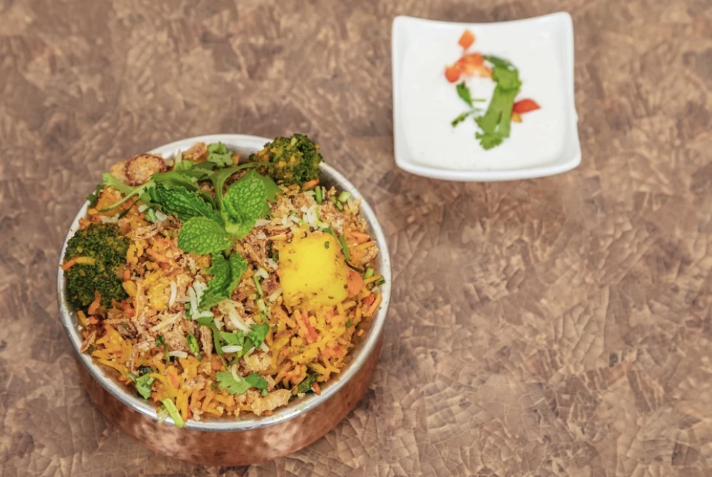 WOW Indian Kitchen | 668 Erb St. W, Waterloo, ON N2T 2Z7, Canada | Phone: (519) 888-8228