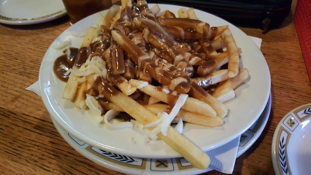 CCs Dugout Italian Eatery | 301 Thorold Rd, Welland, ON L3C 6H5, Canada | Phone: (905) 734-7740