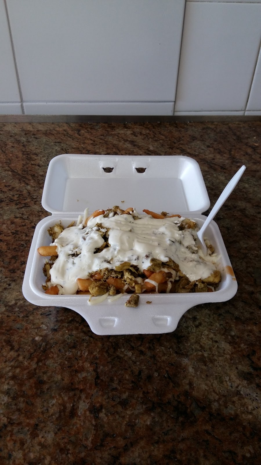 The Pizza House | 205 Quigley Rd, Hamilton, ON L8K 5M8, Canada | Phone: (905) 561-0220