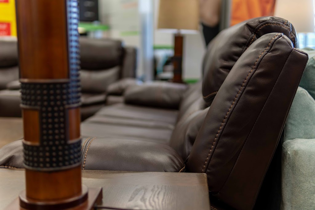 Easyhome | 1566 Huron Church Rd, Windsor, ON N9C 2L1, Canada | Phone: (519) 258-8114