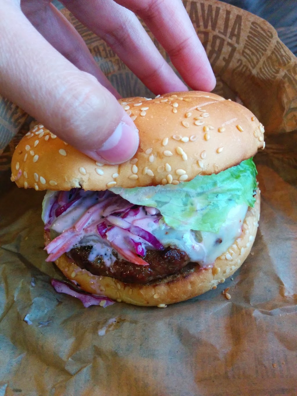 Big Smoke Burger | 300 Taylor Rd, Niagara-on-the-Lake, ON L0S 1J0, Canada | Phone: (905) 685-1000