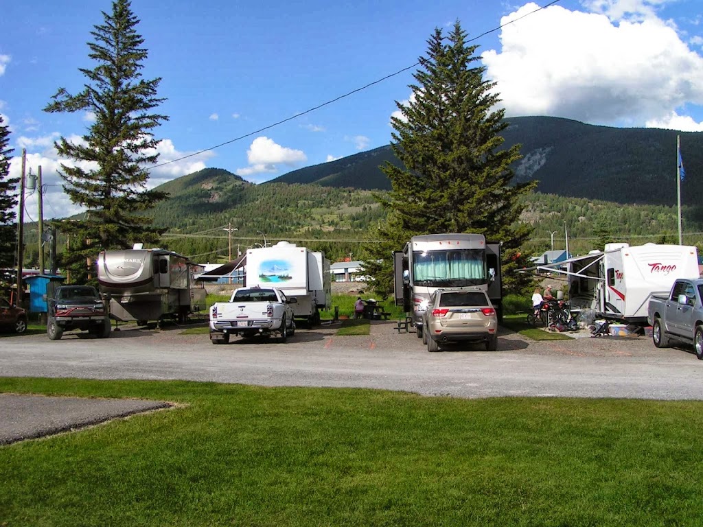 Lost Lemon Campground & Cabins | 11001 19 Ave, Blairmore, AB T0K 0E0, Canada | Phone: (403) 562-2932