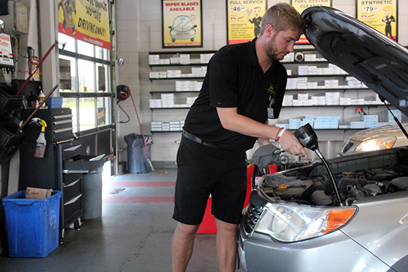 Oil Changers | 1457 Woodroffe Ave, Nepean, ON K2G 1W1, Canada | Phone: (613) 274-7999