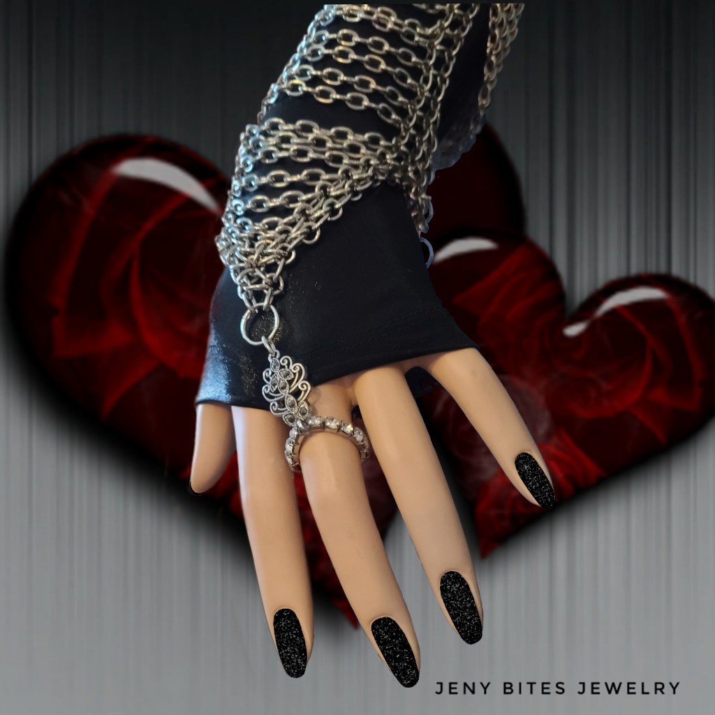 Jeny Bites Jewelry | 2100 Scott St, Ottawa, ON K1Z 1A3, Canada | Phone: (613) 854-3626