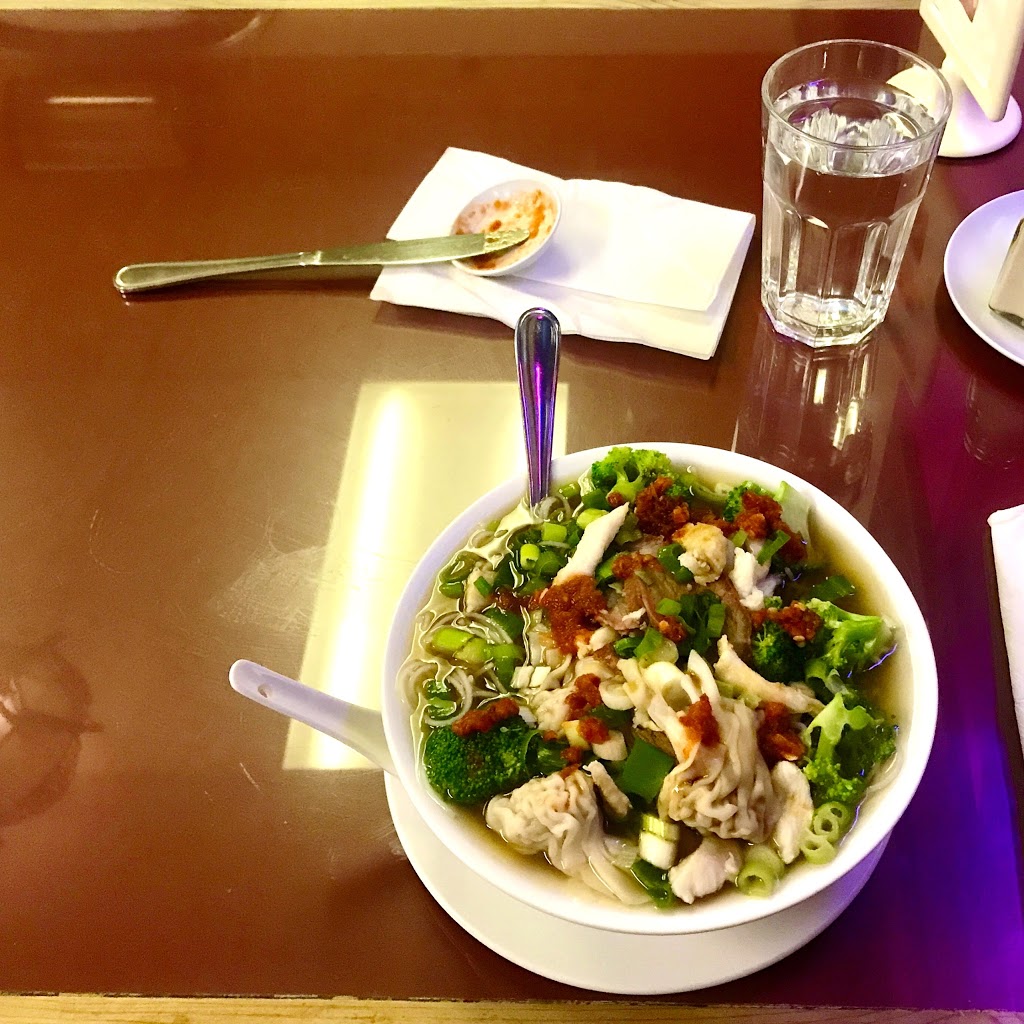 Fortune Kitchen Chinese Cuisine | 40390 Government Rd, Garibaldi Highlands, BC V0N 1T0, Canada | Phone: (604) 898-1811