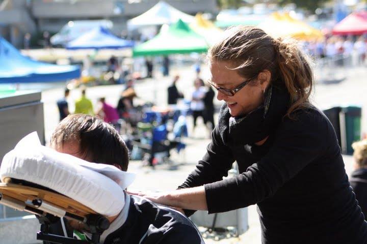 Massage Rayon de Soleil - Massothérapie Kinésithérapie Varennes | 1471 Boulevard Lionel-Boulet #10, Varennes, QC J3X 1P7, Canada | Phone: (514) 224-5533