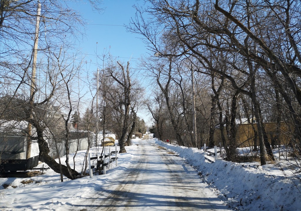 B-Say-Tah Point Bed & Breakfast | 86 SK-210, Fort QuAppelle, SK S0G 1S0, Canada | Phone: (306) 332-5988