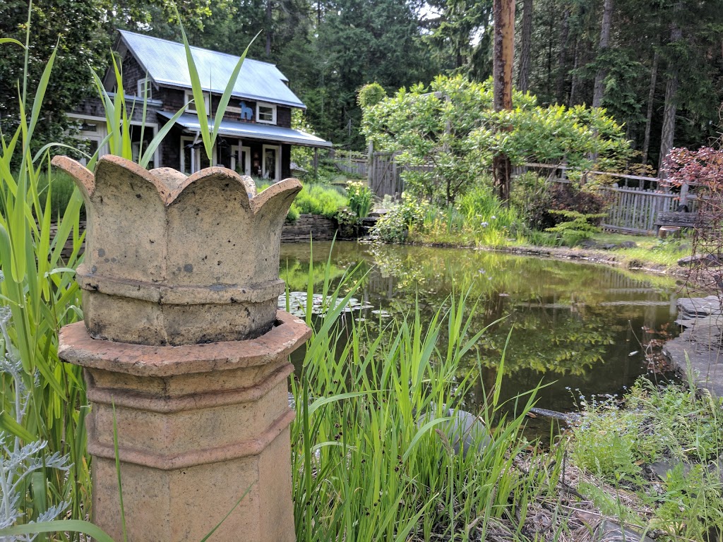Blue Horse Folk Art Gallery | 175 N View Pl, Salt Spring Island, BC V8K 1A9, Canada | Phone: (250) 537-0754