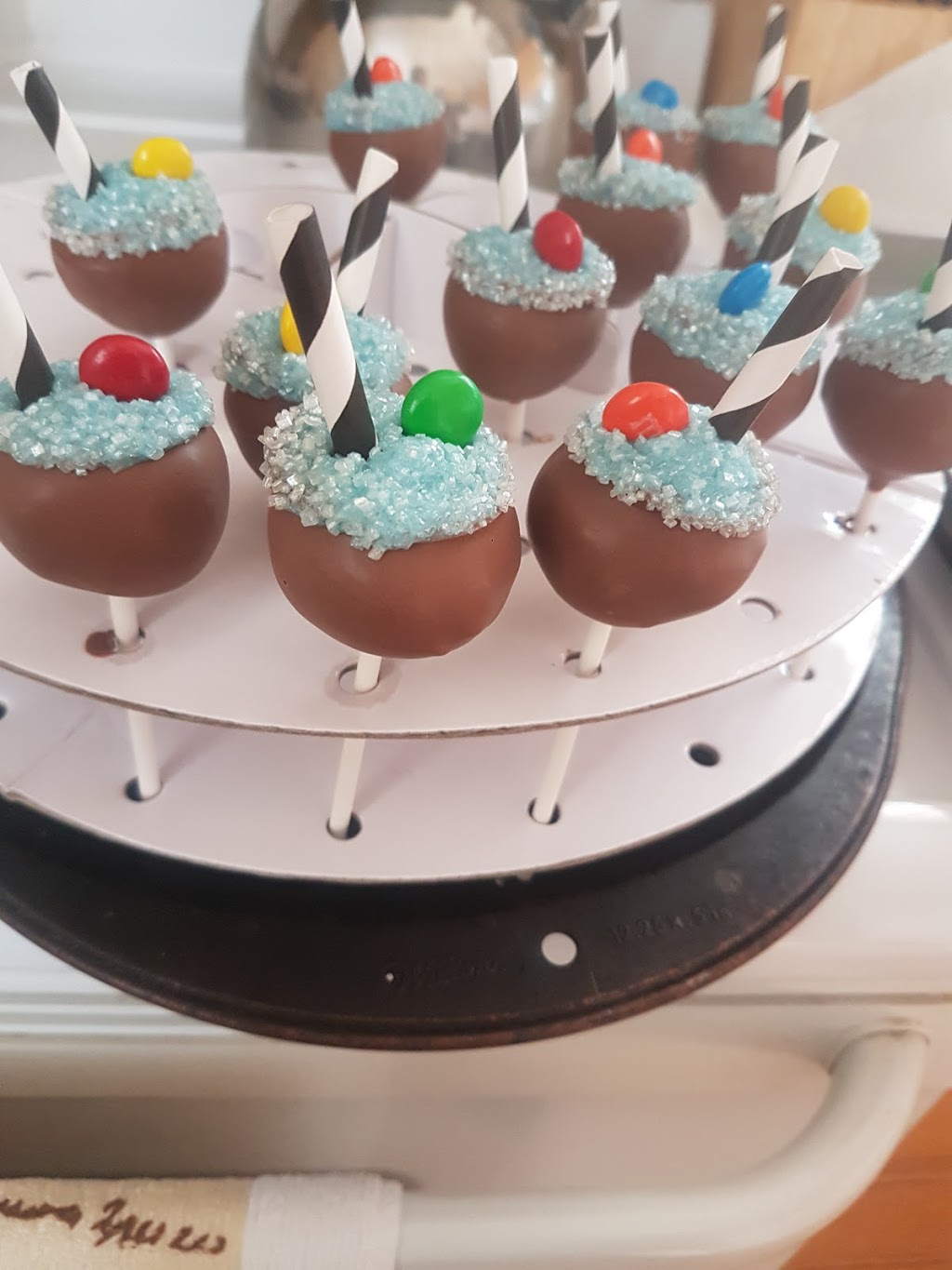 Rosemarys Sweet Treats | 17 Brownlee Dr, Bradford, ON L2Z 2K4, Canada | Phone: (289) 231-4553
