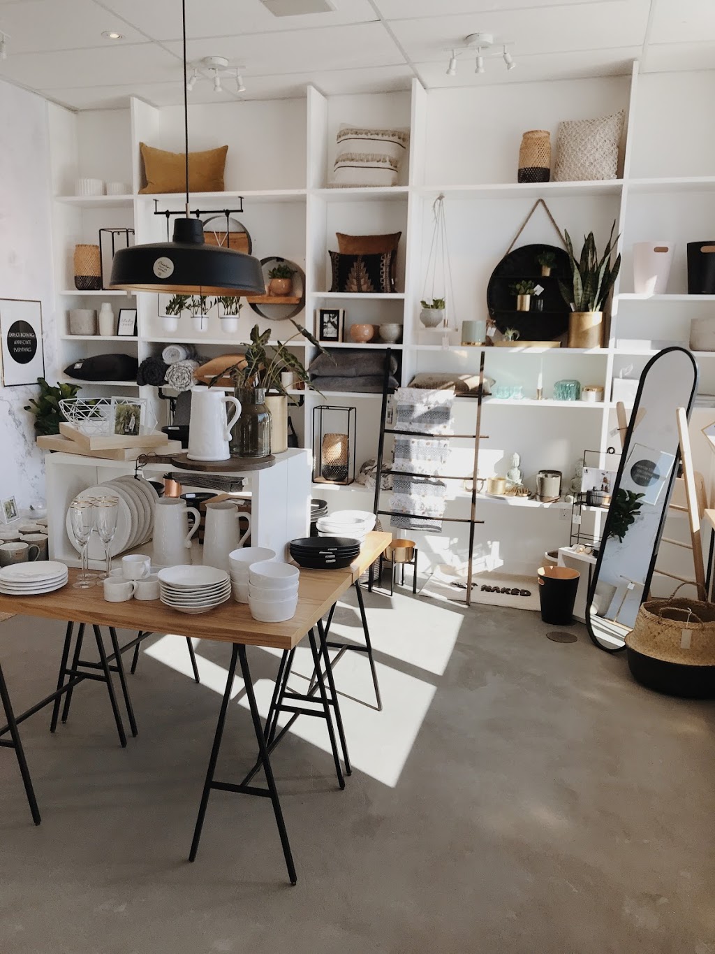 HAUS Mode Maison | 377 Rue King E, Sherbrooke, QC J1G 1B4, Canada | Phone: (819) 791-1717