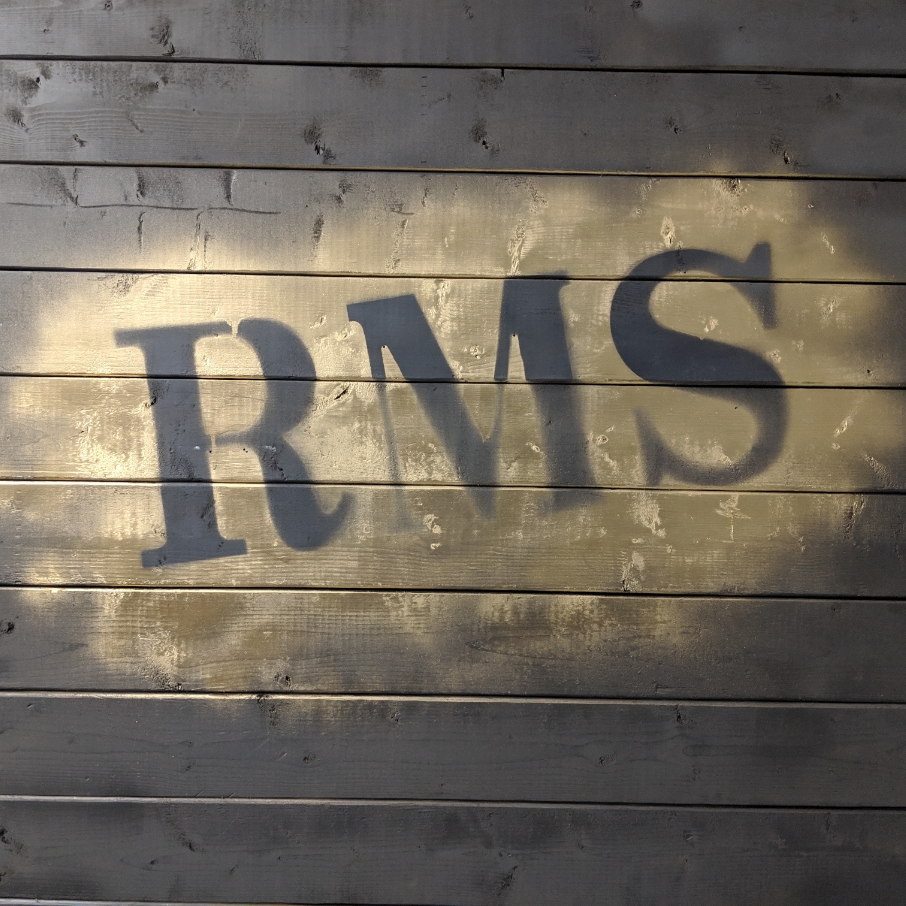 RMS Alterations & Dry Cleaning | 134 Inspire Blvd, Brampton, ON L6R 3X8, Canada | Phone: (905) 497-9208