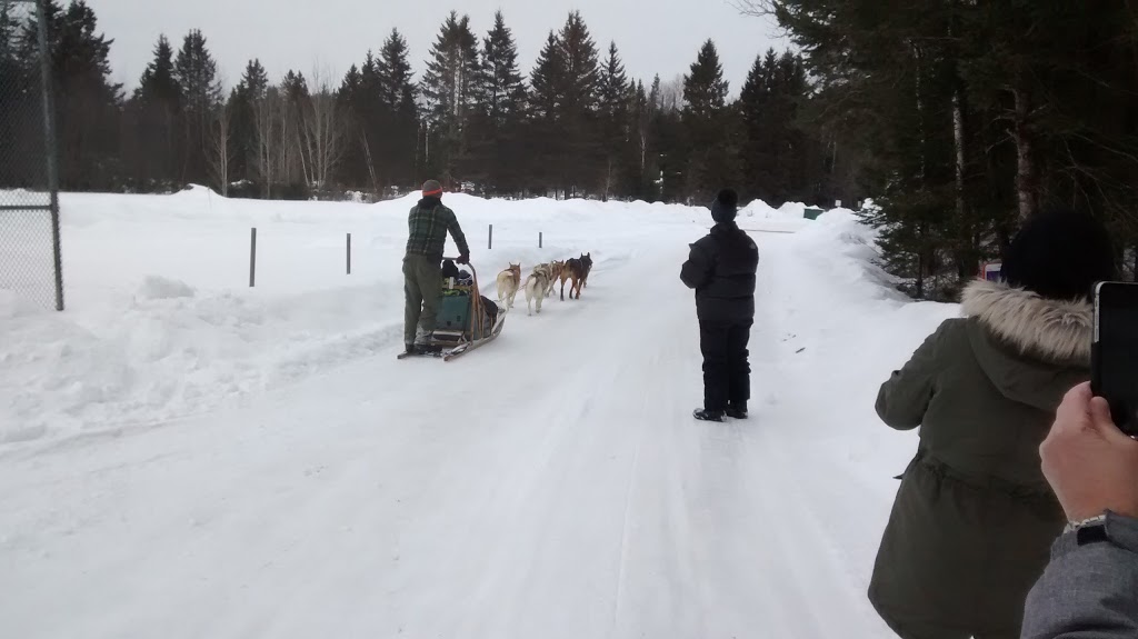 Town of Lac-Des-Plages | 2053 Chemin du Tour du Lac, Lac-des-Plages, QC J0T 1K0, Canada | Phone: (819) 426-2391