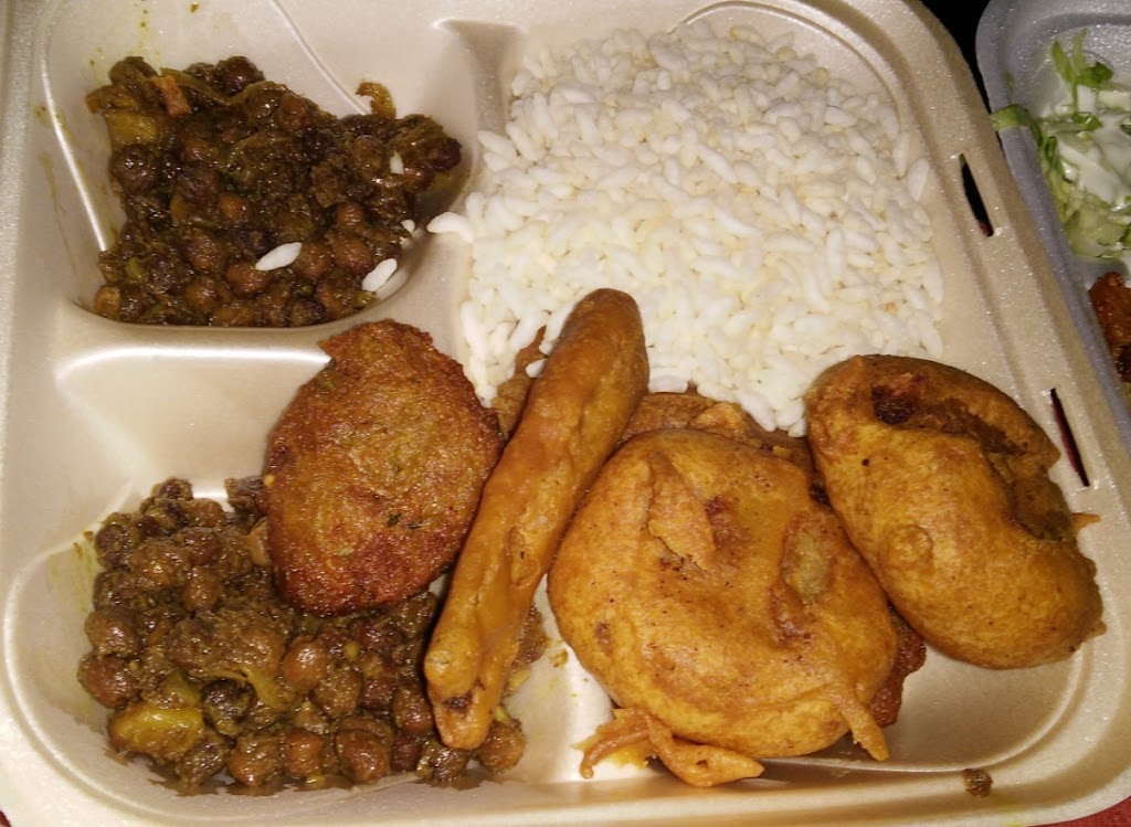 Madina Halal Sweets & Restaurant | 125 Mills St, Buffalo, NY 14212, USA | Phone: (716) 725-6311