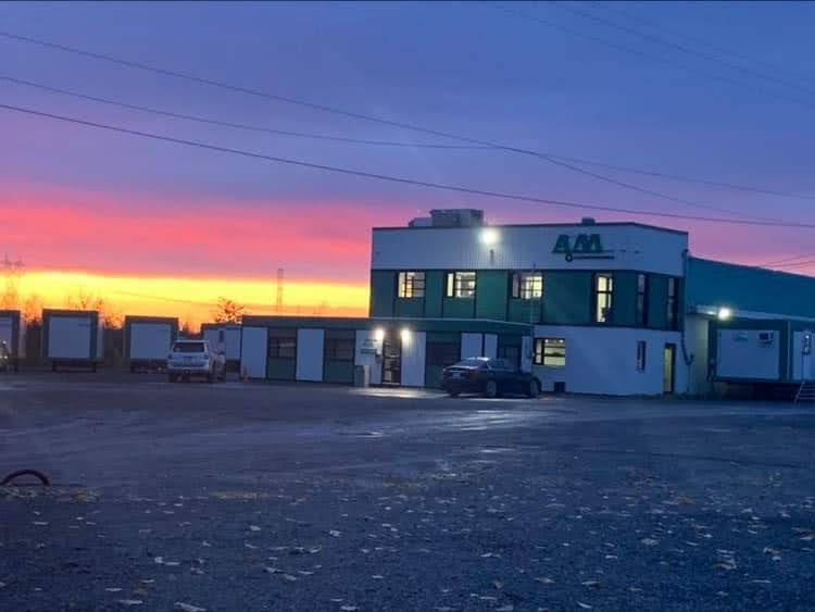 Location DAbris Mobiles Inc | 7250 Bd des Mille-Îles, Laval, QC H7A 4B4, Canada | Phone: (450) 666-1022