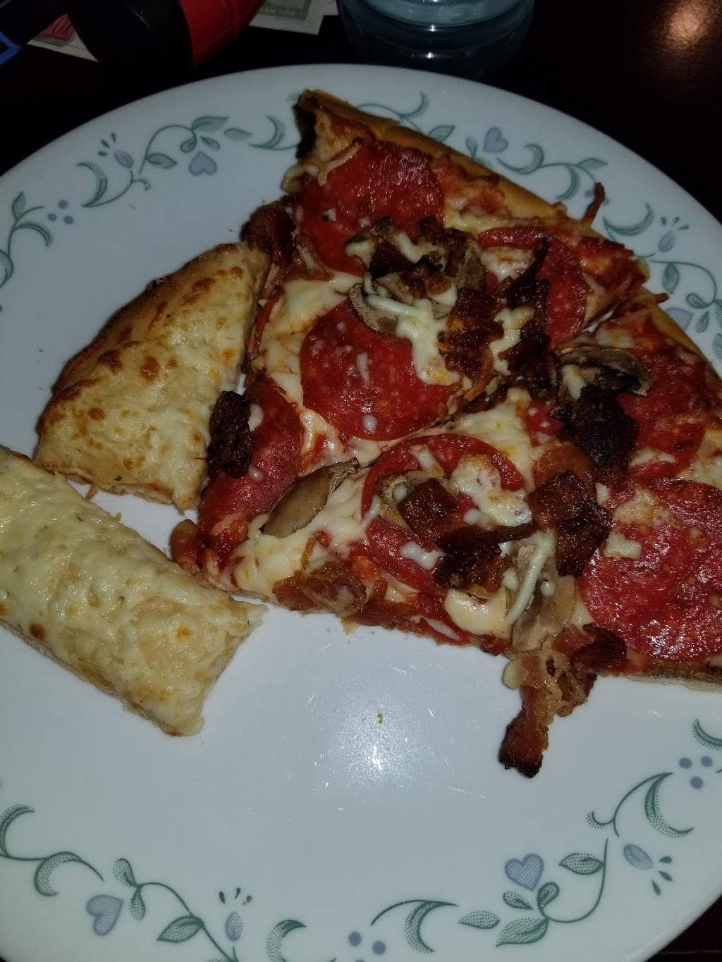 Bells Pizza & More | 176 Josephine St, Wingham, ON N0G 2W0, Canada | Phone: (519) 357-3400