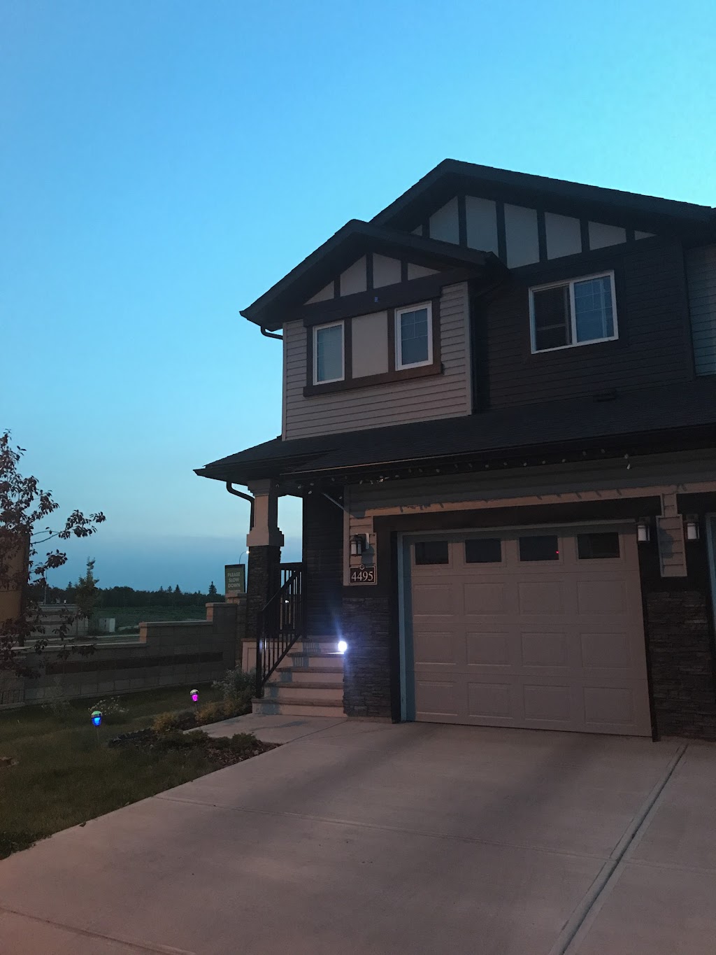 Adaly | 4495 Annett Common SW, Edmonton, AB T6W 1A8, Canada | Phone: (780) 885-4849