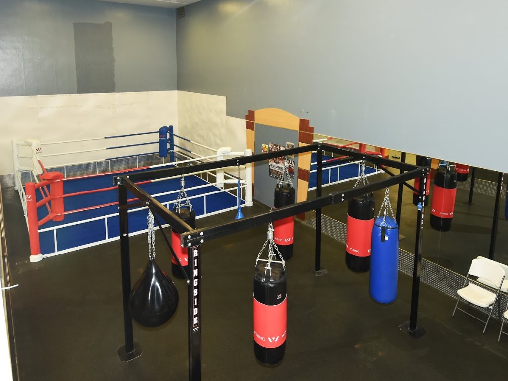 Corcoran’s Boxing Club and Fitness Centre | 1625 Chemong Rd, Peterborough, ON K9J 6X2, Canada | Phone: (705) 957-1142