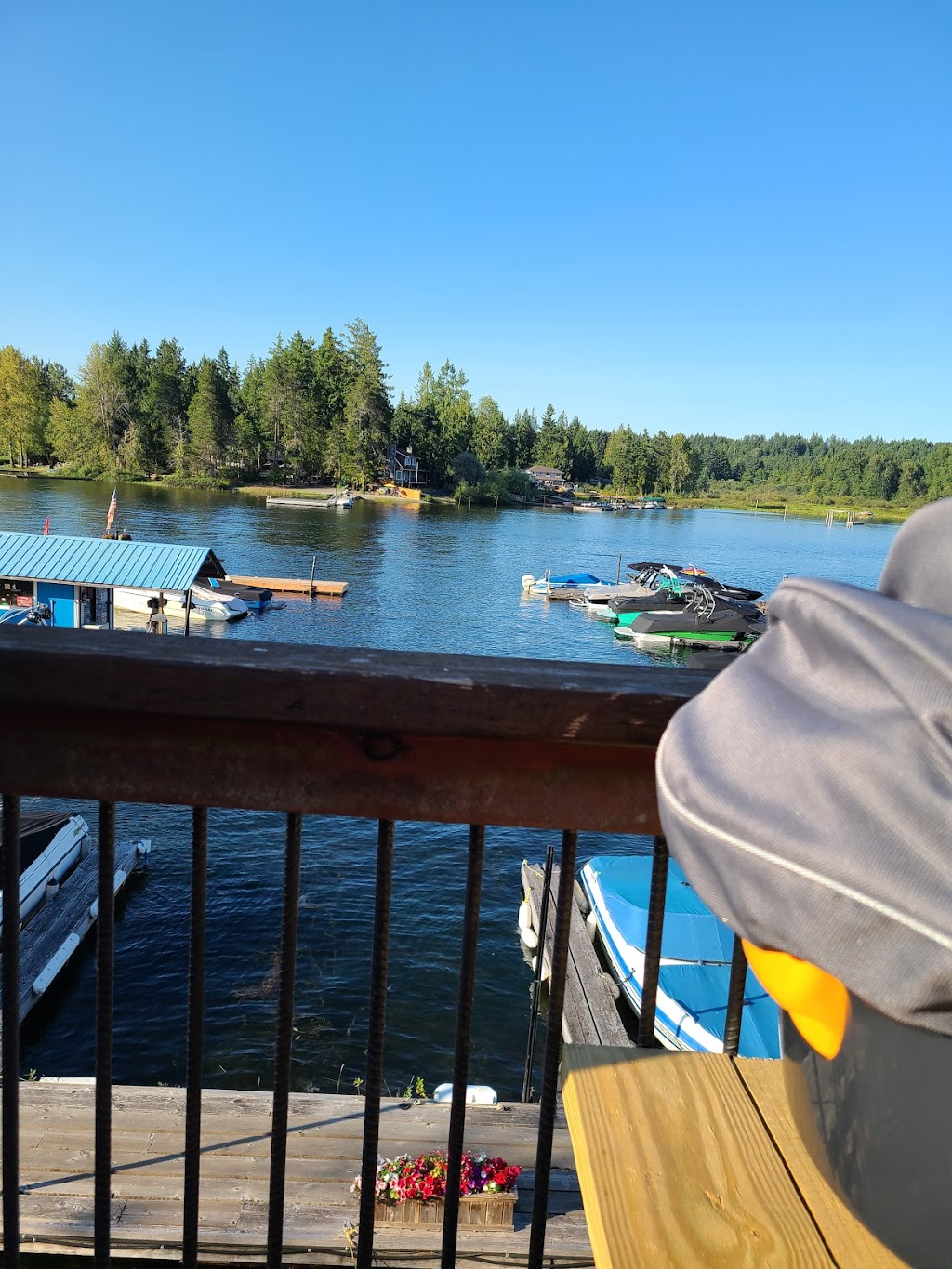 merridale at the lake | 2346 Shawnigan Lake Rd, Shawnigan Lake, BC V0R 2W5, Canada | Phone: (778) 746-1066