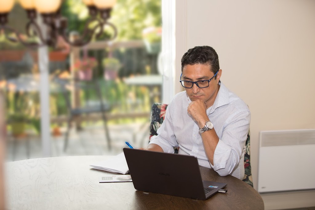 Abdollah Safavi Financial Security Advisors | 1925 Rue de Bucarest, Laval, QC H7M 4W7, Canada | Phone: (514) 467-8491