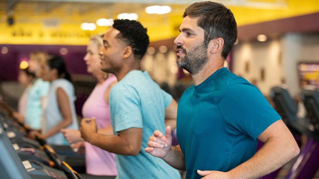 Planet Fitness | 2006 Mer-Bleue Rd, Orléans, ON K4A 0G2, Canada | Phone: (613) 696-8520