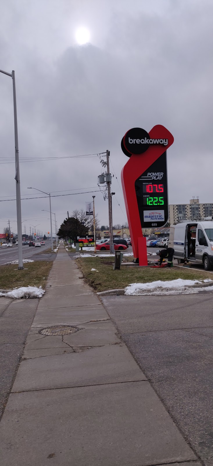 Breakaway | 689 Wharncliffe Rd S, London, ON N6J 2N7, Canada | Phone: (226) 663-9271