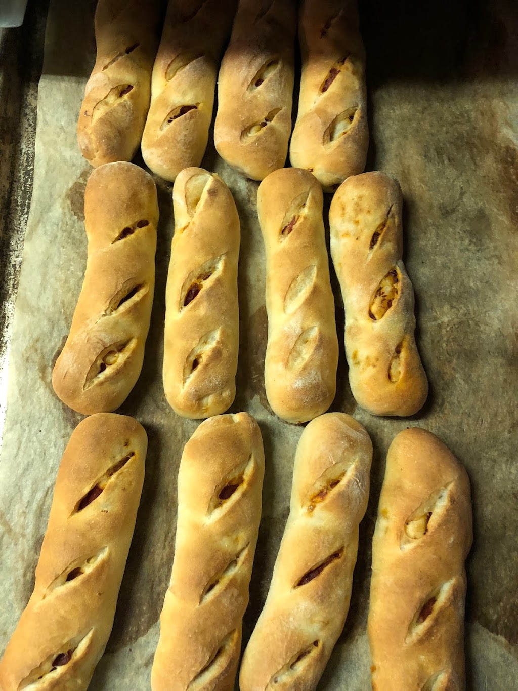 Boulangerie Lusa/ Portuguese | 72 Rue Dumas, Gatineau, QC J8Y 2N3, Canada | Phone: (819) 595-2651