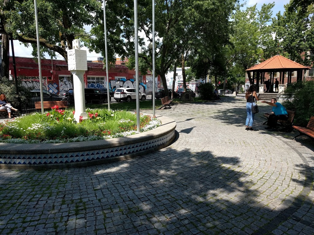 Parc du Portugal | Rue Marie-Anne et, Boul St-Laurent, Montréal, QC H2W 1Z8, Canada | Phone: (514) 872-0311