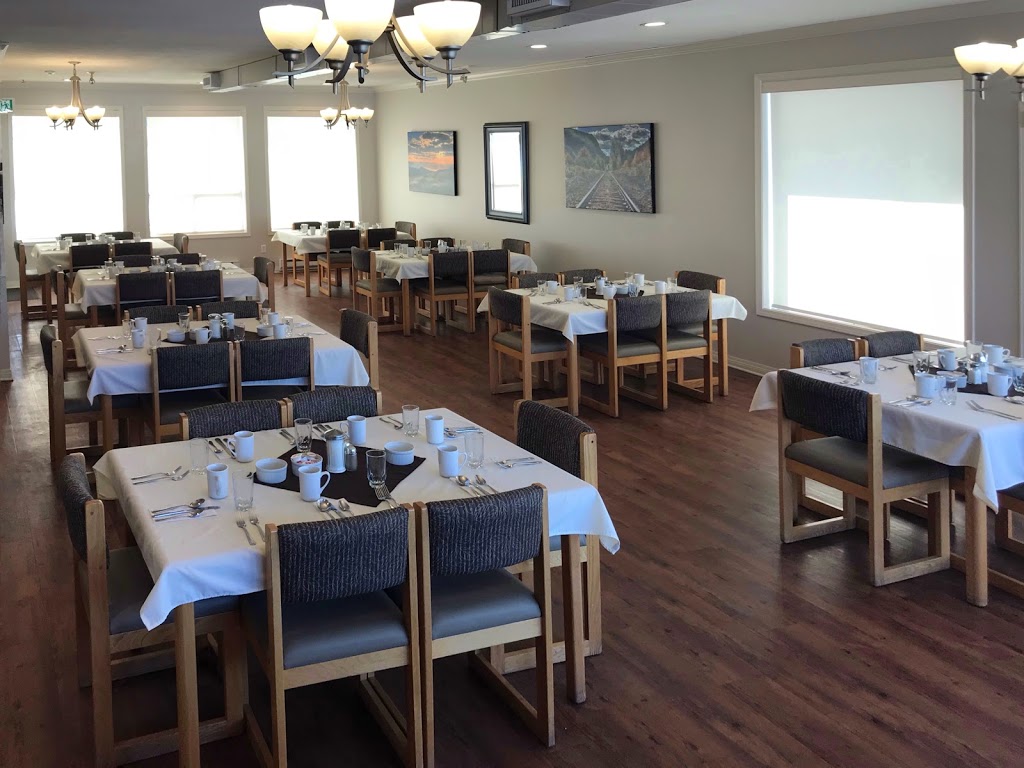 Highlands Retirement Residence The | 400 Snowsell St N, Kelowna, BC V1V 2C7, Canada | Phone: (250) 763-7265