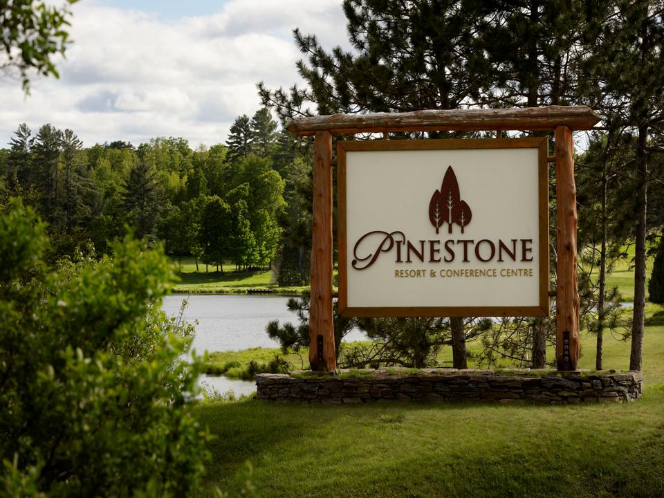 Pinestone Resort and Conference Centre | 4252 Haliburton County Rd 21, Haliburton, ON K0M 1S0, Canada | Phone: (705) 457-1800