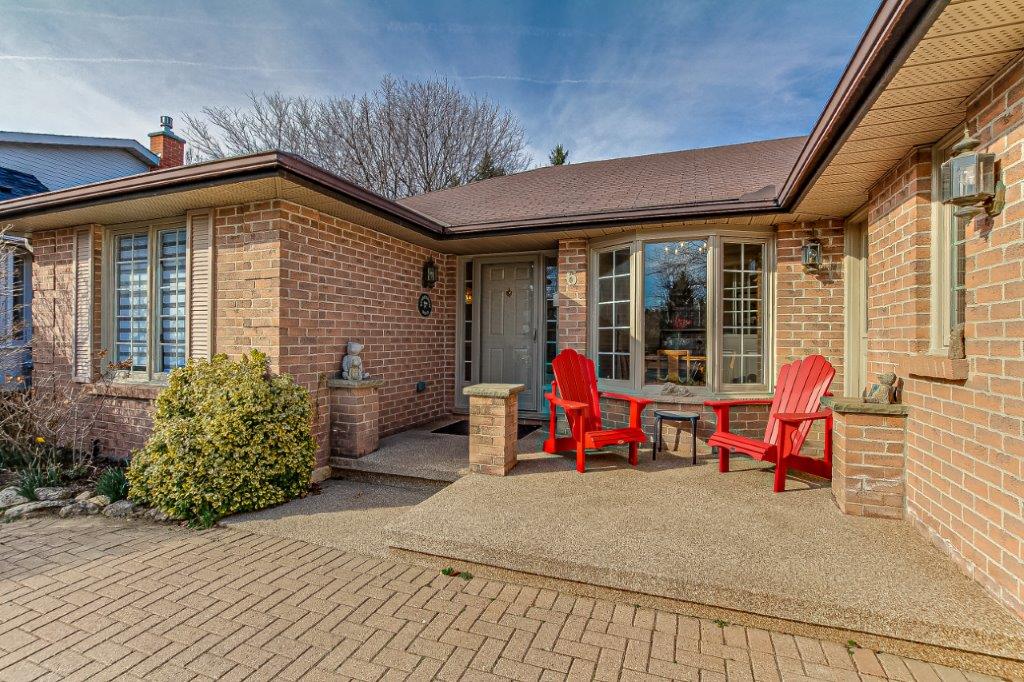Melissa Mason - Re/Max | 151 Pine Valley Blvd #5, London, ON N6K 3T6, Canada | Phone: (519) 878-9249