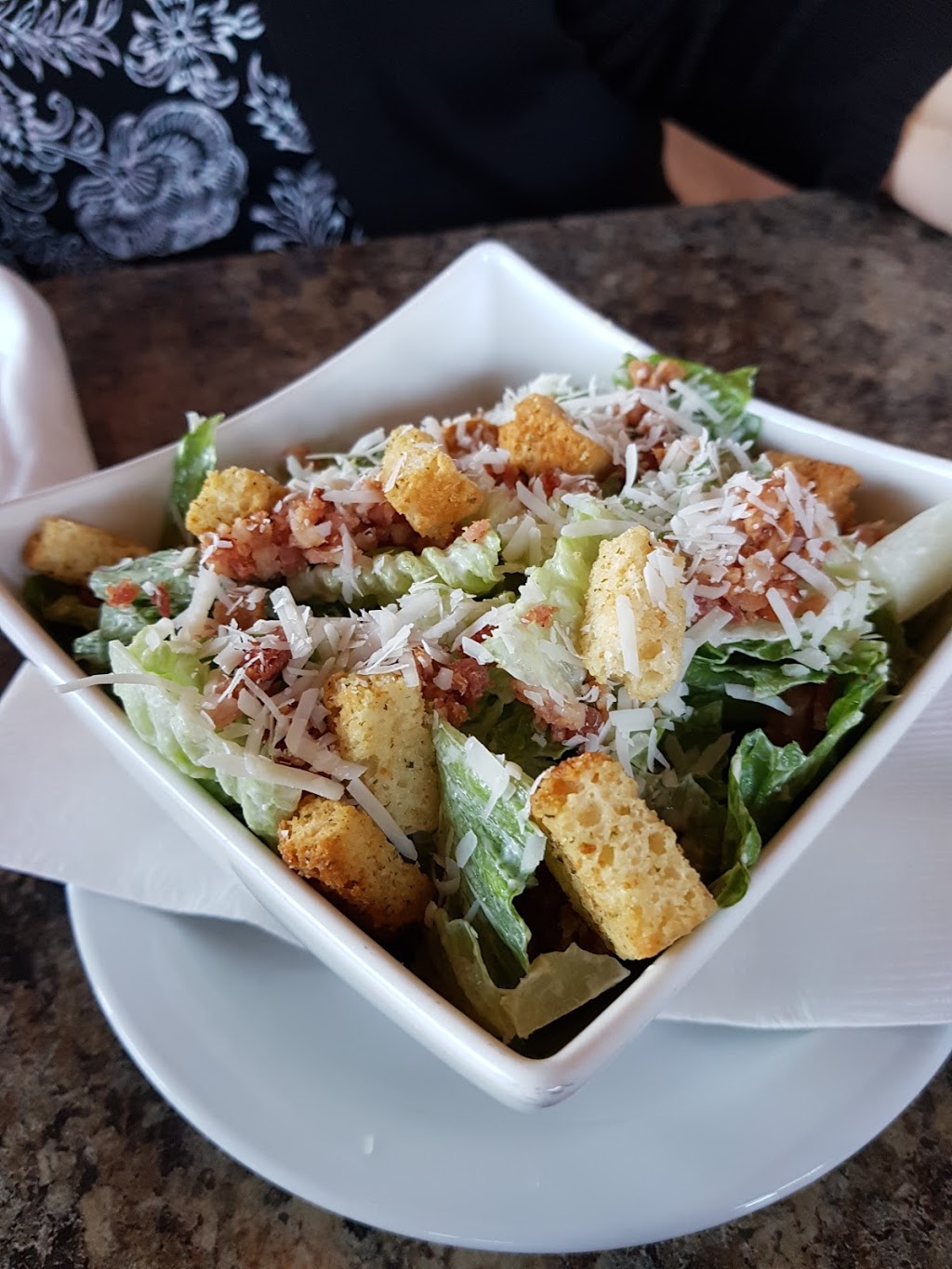 R U Serious Tap & Grill | 130 Silvercreek Pkwy N, Guelph, ON N1H 7Y5, Canada | Phone: (519) 766-0230