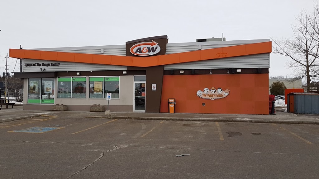 A&W Canada | 363 Kent St W, Lindsay, ON K9V 2Z7, Canada | Phone: (705) 341-0913