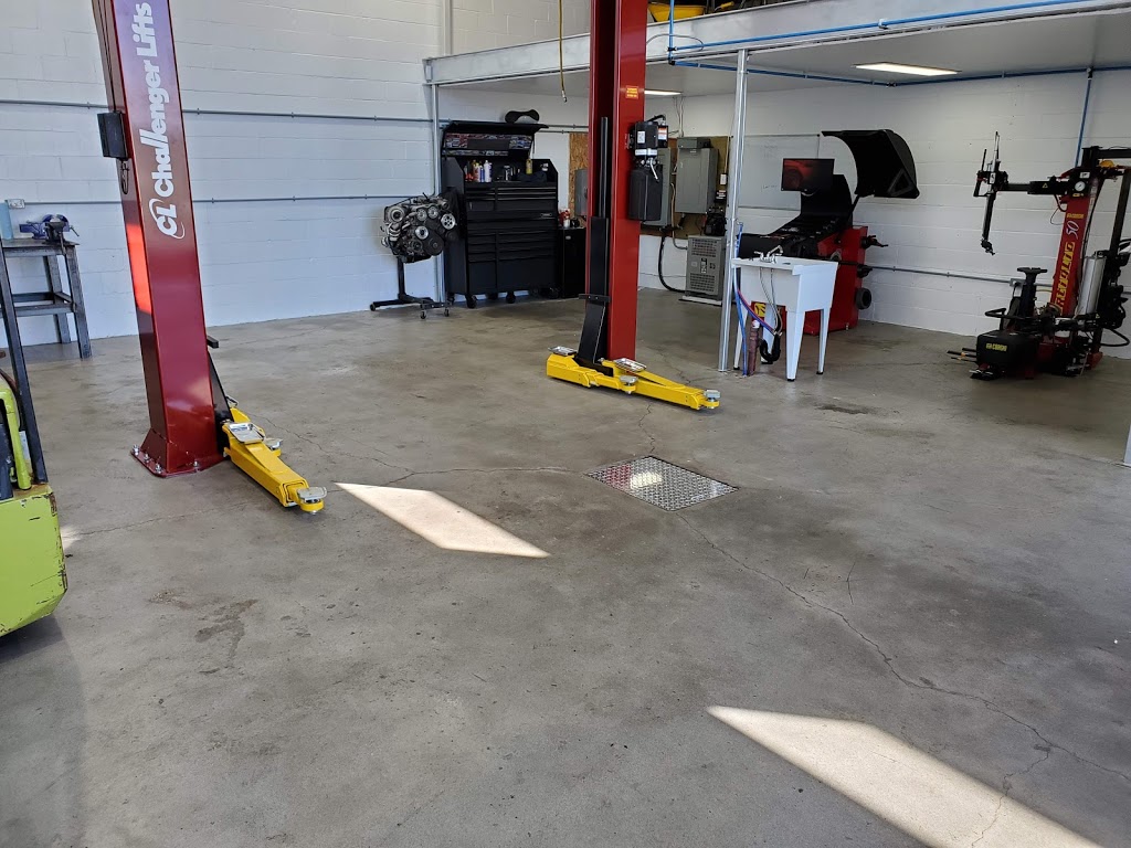 Pneus & Freins Ste-Julie | 1551A Rue Coulombe, Sainte-Julie, QC J3E 0C2, Canada | Phone: (450) 338-3366