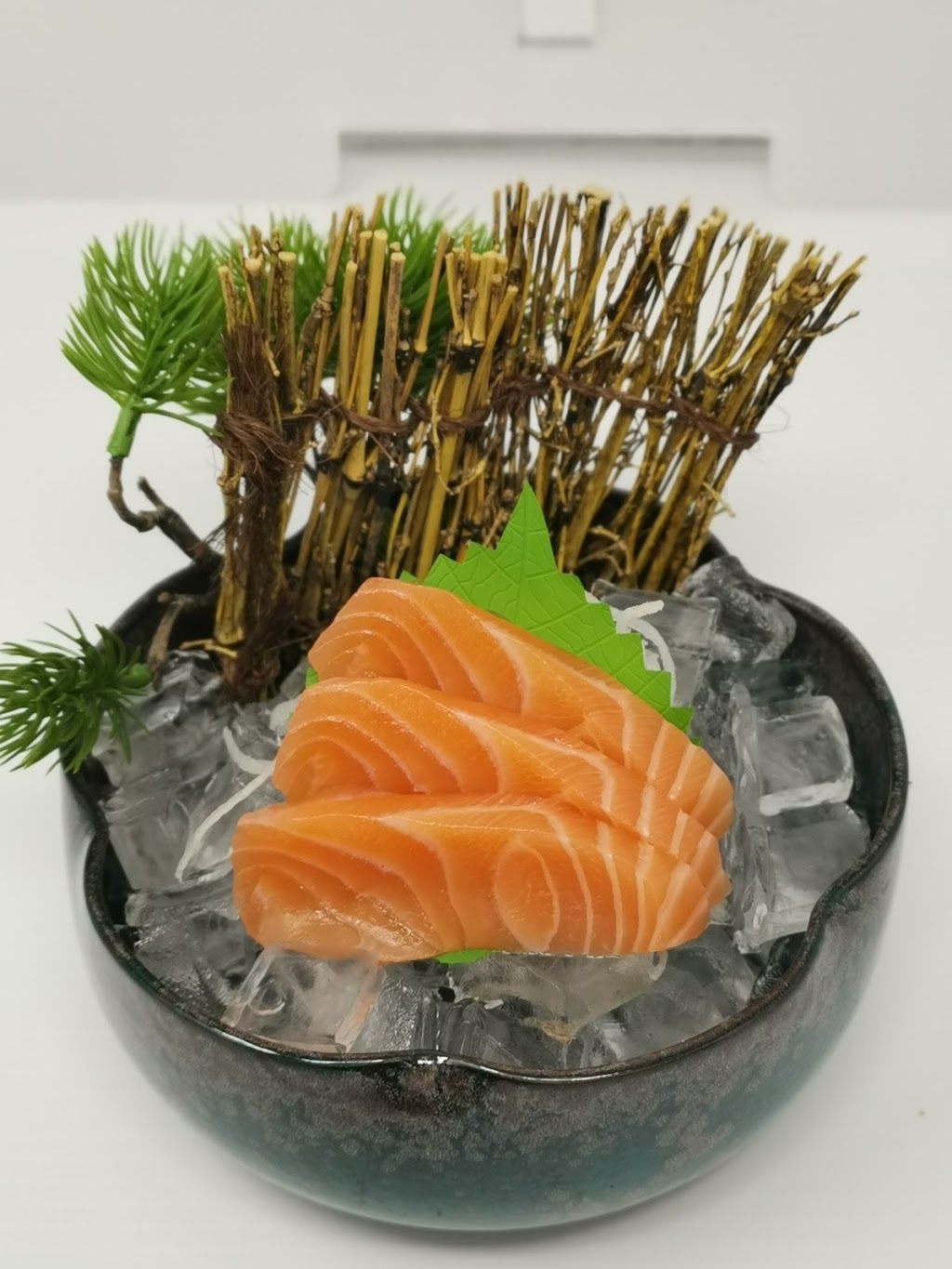 Hana Sushi | 1851 Sirocco Dr SW #420 West Market Square, Calgary, AB T3H 4R5, Canada | Phone: (403) 475-4262