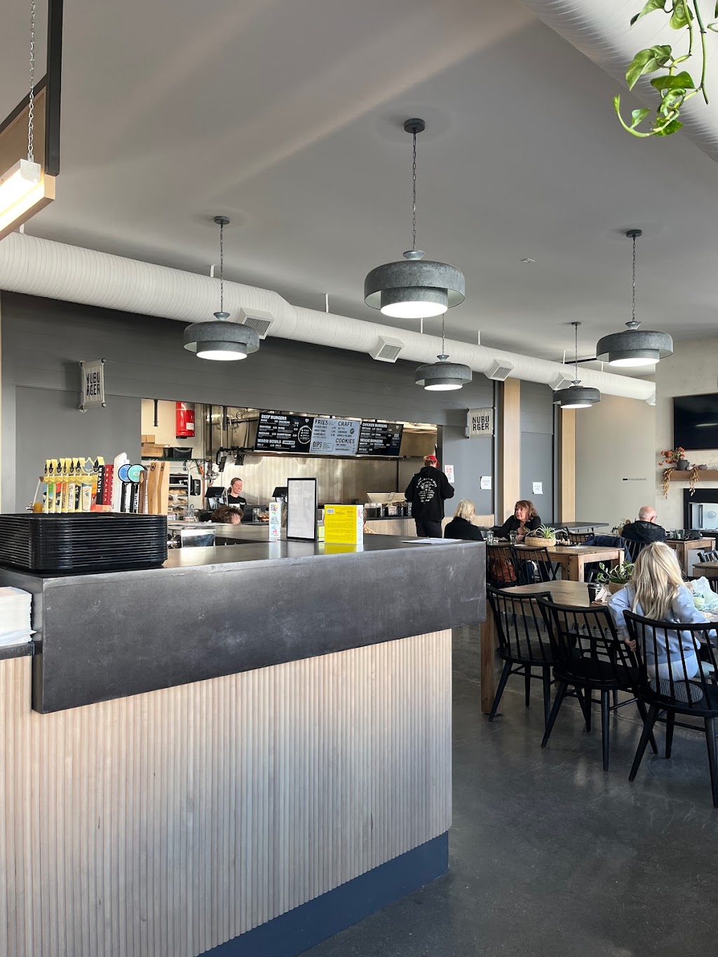 Nuburger Pineridge | 67086 Heatherdale Rd 25E, Oakbank, MB R0E 1J0, Canada | Phone: (204) 930-9499
