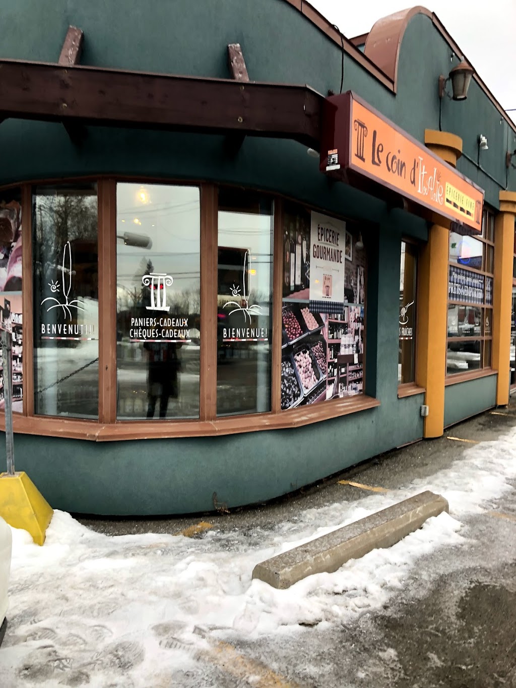 Le Coin dItalie, épicerie fine | 1381 Rue King Ouest, Sherbrooke, QC J1J 2B8, Canada | Phone: (819) 563-5130