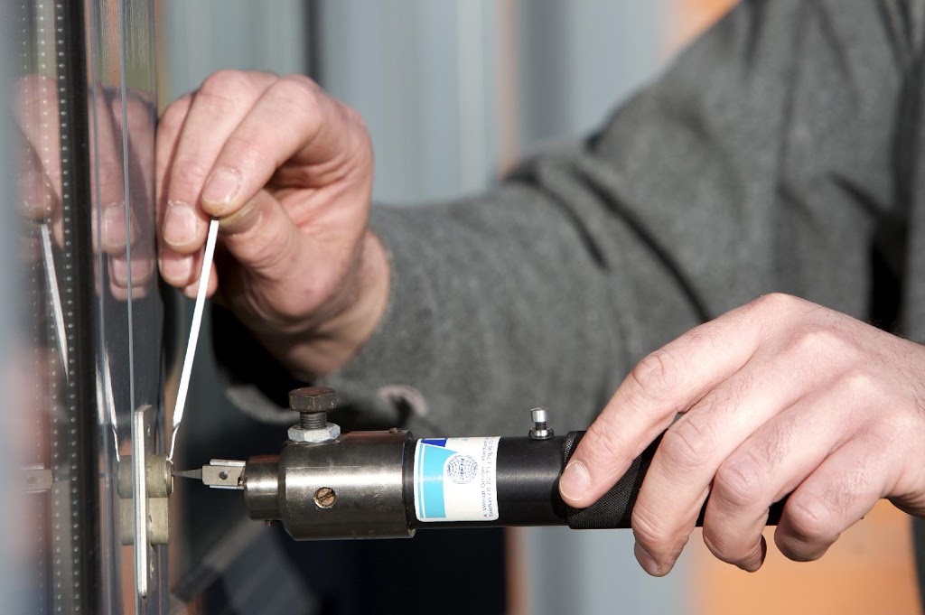 Elmira Expert Locksmith | 384 Arthur St S Unit 65, Elmira, ON N3B 2P4, Canada | Phone: (226) 266-9935