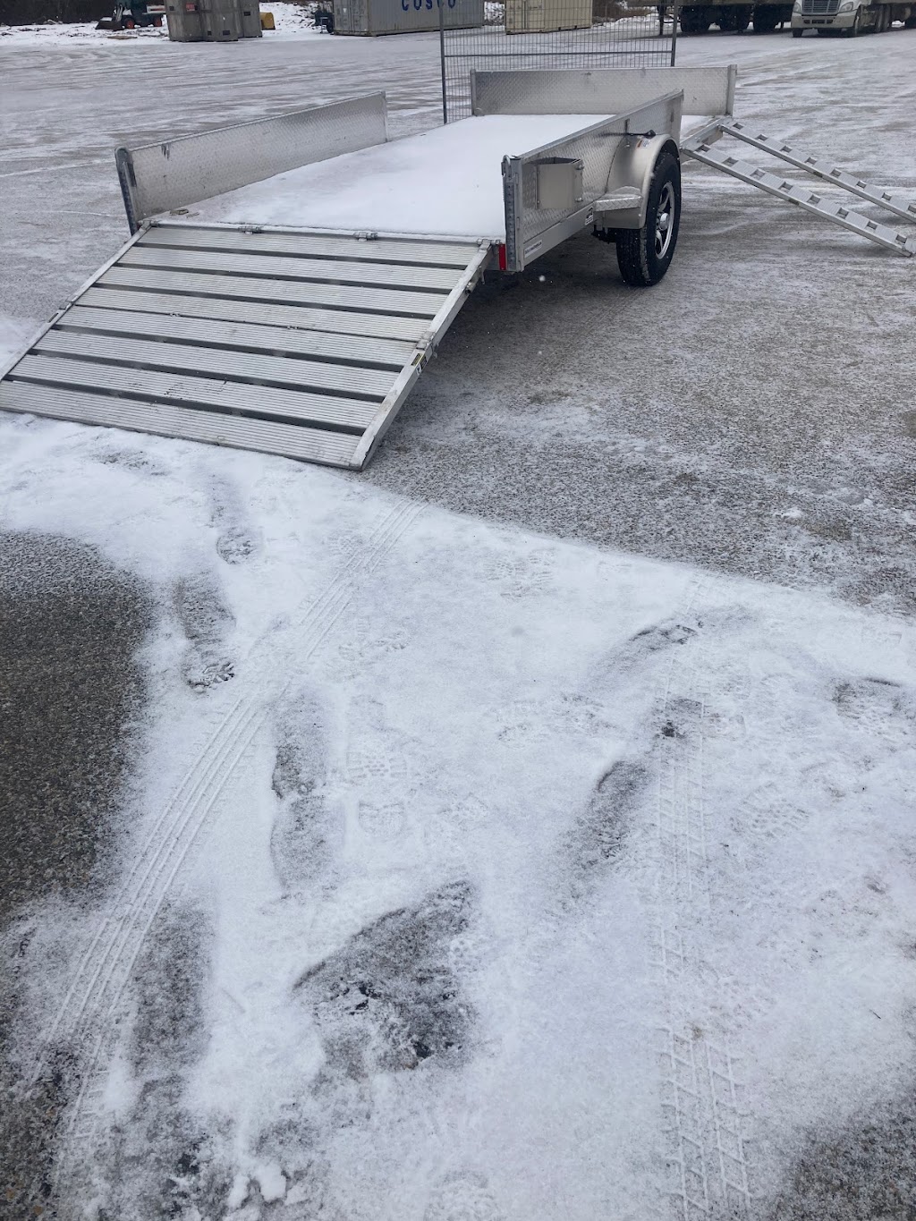 Bracebridge Trailer Rentals | 345 Ecclestone Dr Unit 1071, Bracebridge, ON P1L 1R1, Canada | Phone: (888) 284-3003