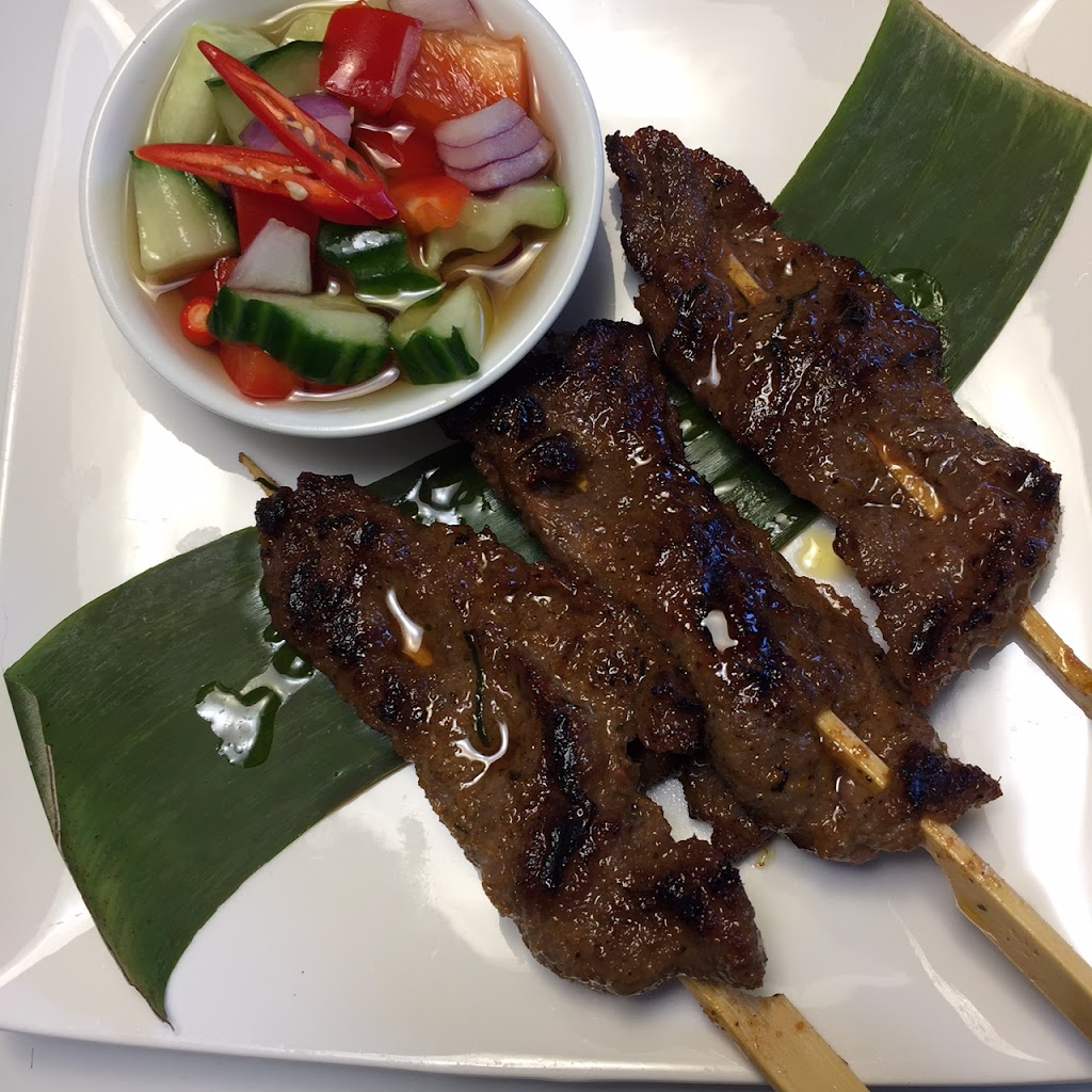 Restaurant Piment Thaï | 401 Rue Principale, Saint-Sauveur, QC J0R 1R0, Canada | Phone: (450) 227-3800
