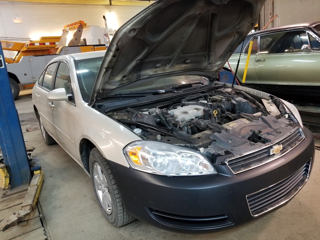 Esso | 73 Rue de lÉglise S, Lacolle, QC J0J 1J0, Canada | Phone: (450) 246-3992