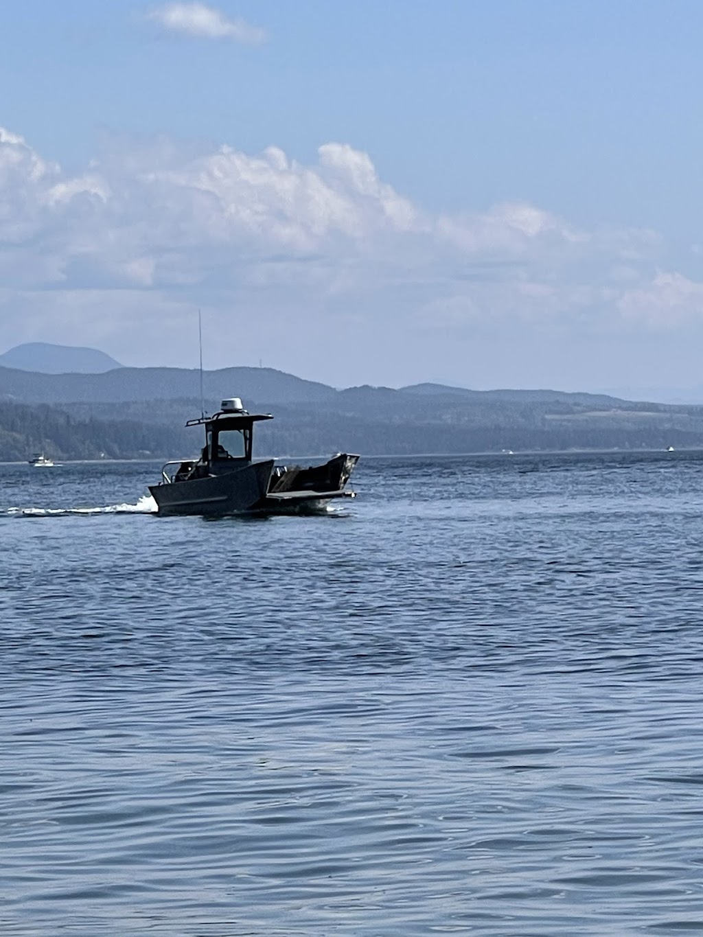 Access Point Marine Transportation & Savary Island Ferry | 9995 Finn Bay Rd, Lund, BC V0N 2G0, Canada | Phone: (250) 270-1808