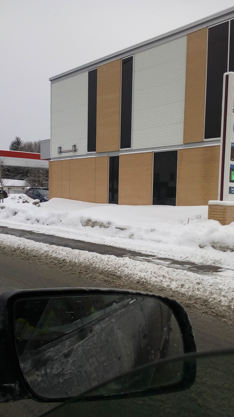 Couche-Tard | 10048 Boulevard de lOrmière, Québec, QC G2B 3L3, Canada | Phone: (418) 843-9775