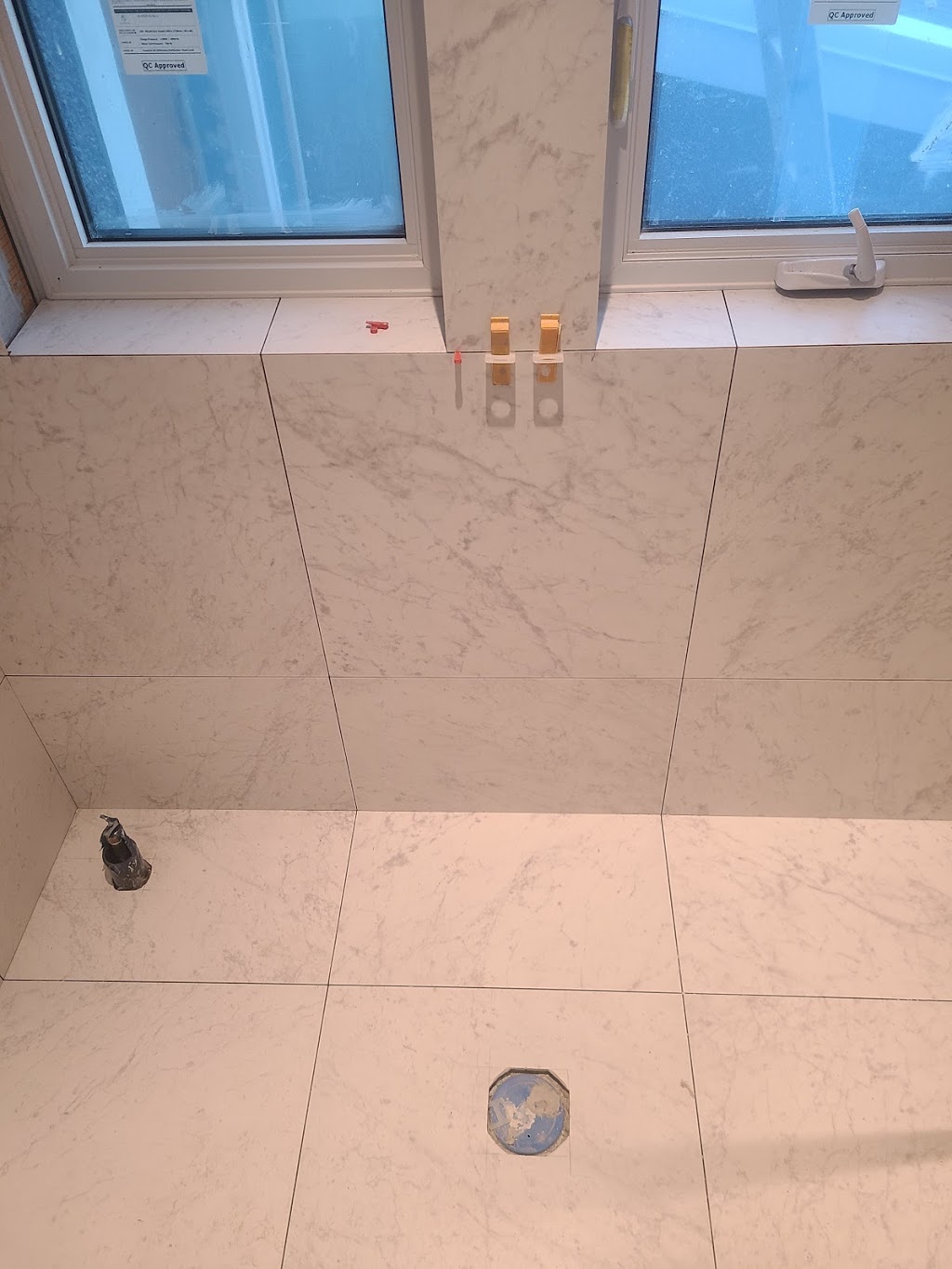 Tile & Stone LV Lion company | Harris Rd, Pitt Meadows, BC V3Y 2L7, Canada | Phone: (778) 903-7453