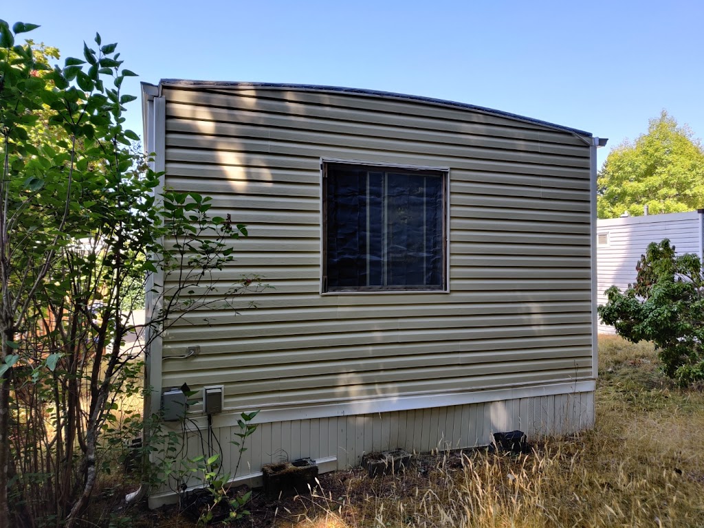 Eco Green Exterior Clean | 5731 Bradbury Rd, Nanaimo, BC V9T 0B6, Canada | Phone: (250) 618-7882