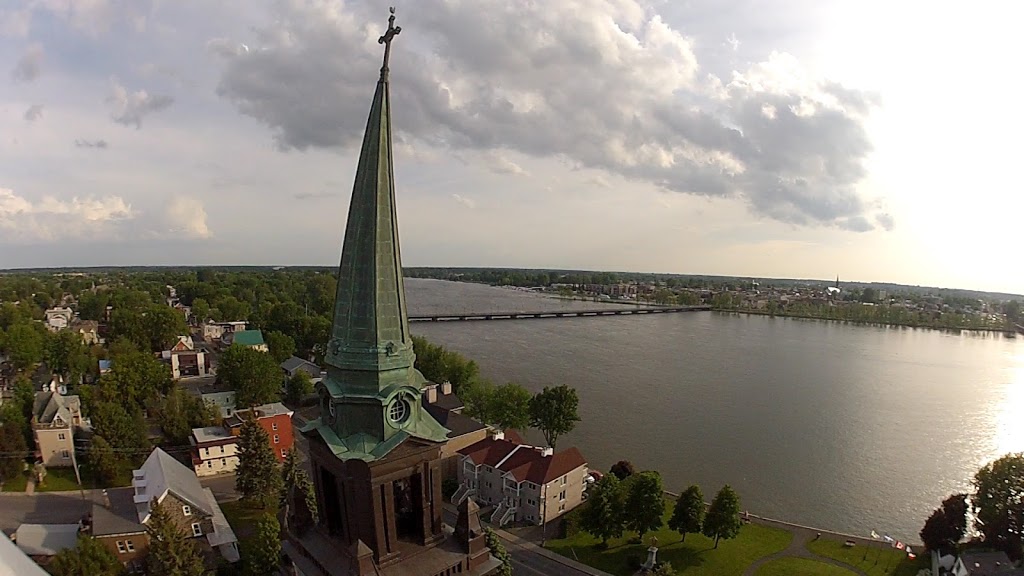 Presbytere St Athanase | 500 1re Rue, Saint-Jean-sur-Richelieu, QC J2X 3B2, Canada | Phone: (450) 347-1188