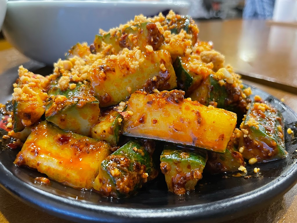 Gols Lanzhou Noodle Winnipeg | 2795 Pembina Hwy #1, Winnipeg, MB R3T 2H5, Canada | Phone: (204) 261-0030