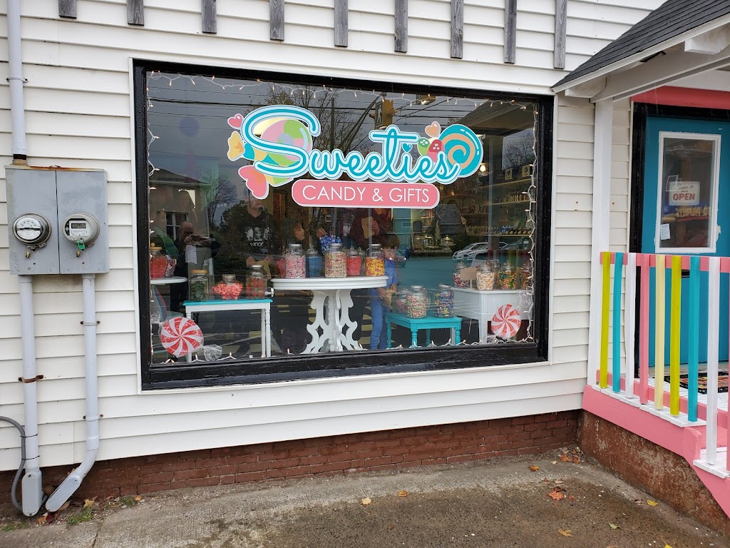 Sweeties Candy and Gifts | store | 227 NS-360, Berwick, NS B0P 1E0, Canada | 9023219630 OR +1 902-321-9630