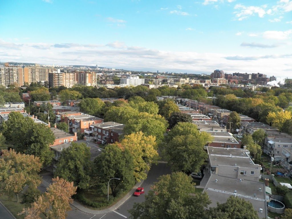 Les Résidences Soleil Manoir St-Laurent | 115 Boulevard Deguire, Saint-Laurent, QC H4N 1N7, Canada | Phone: (514) 332-3434